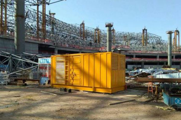 兰考发电机出租如何判断空气滤清器是否需要更换？